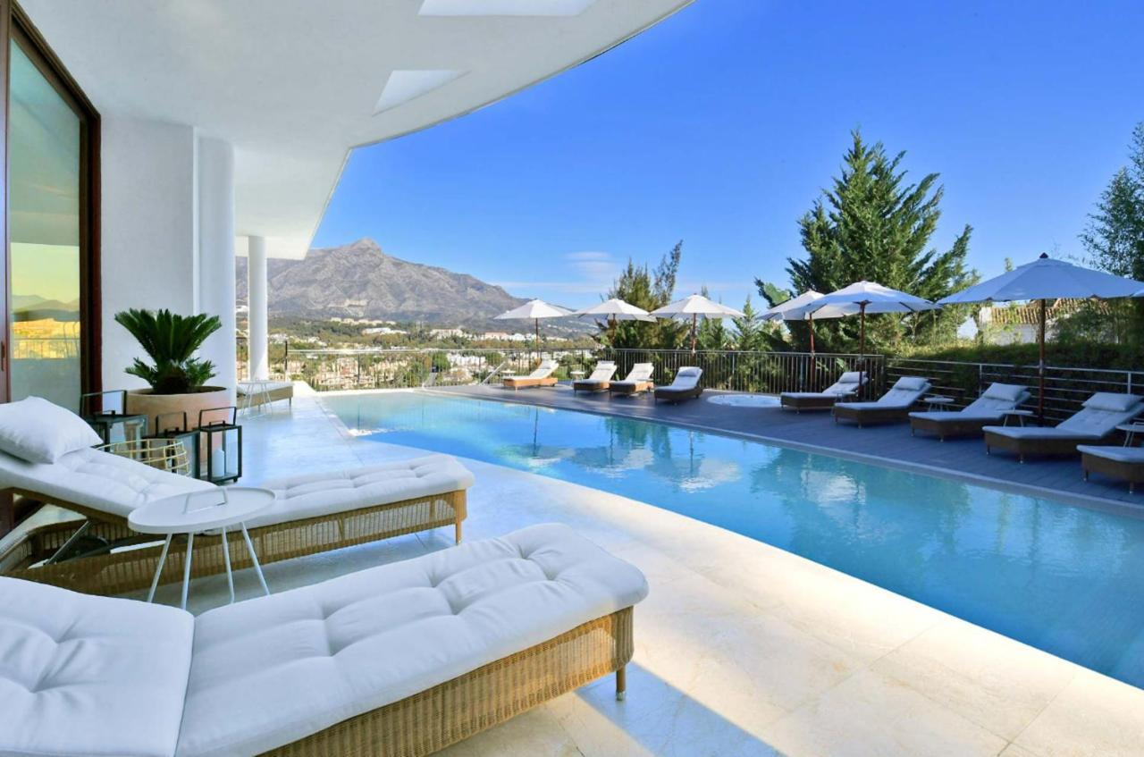 7 Bedrooms With Sea View Private Pool And Jacuzzi At 3 Km Away From The Beach * Marbella