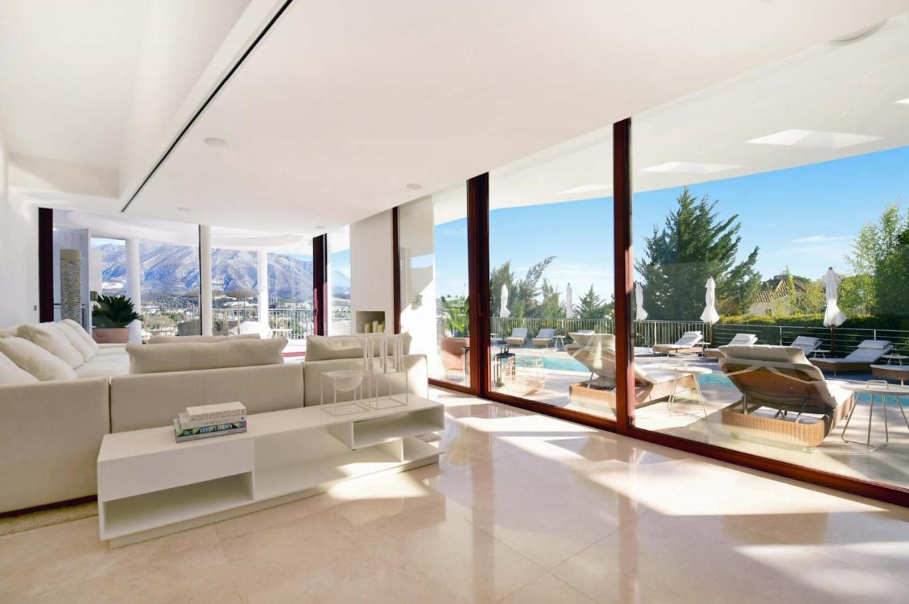 Villa 7 Bedrooms With Sea View Private Pool And Jacuzzi At 3 Km Away From The Beach Marbella