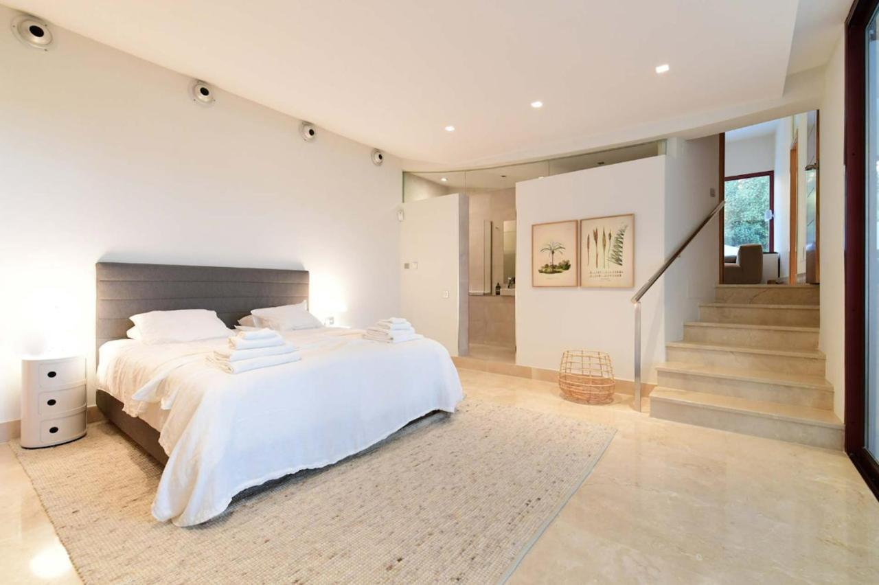 7 Bedrooms With Sea View Private Pool And Jacuzzi At 3 Km Away From The Beach Villa