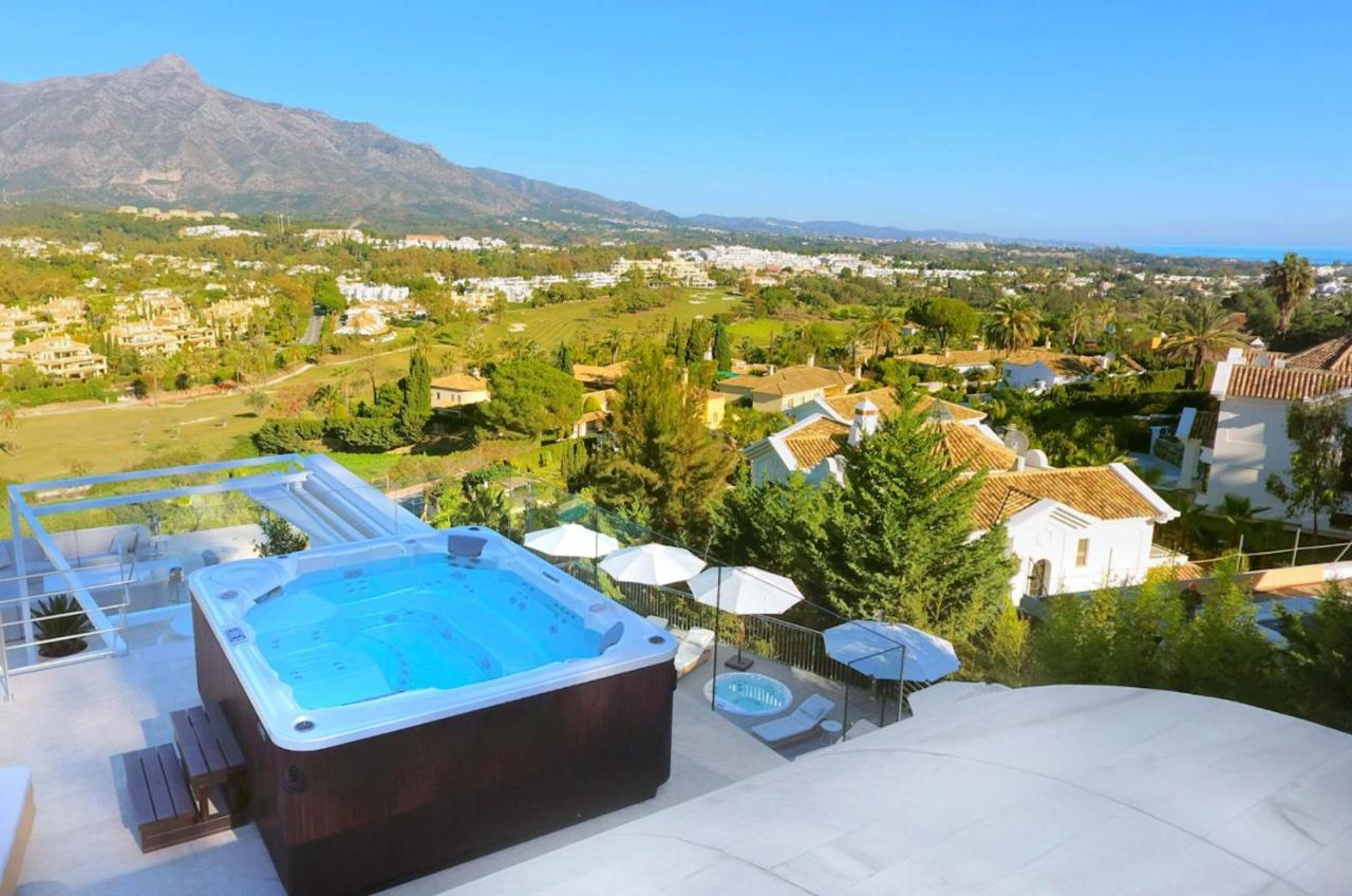 Villa 7 Bedrooms With Sea View Private Pool And Jacuzzi At 3 Km Away From The Beach Marbella
