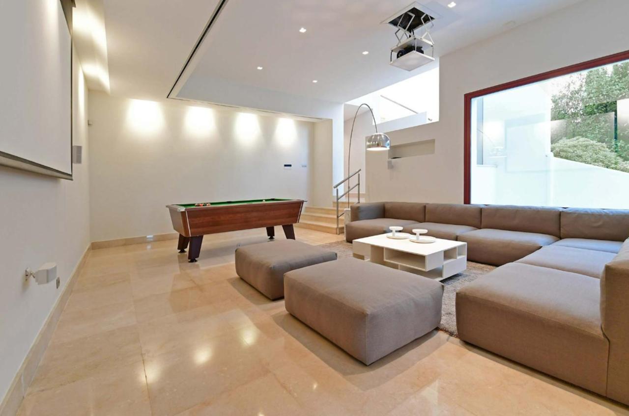 7 Bedrooms With Sea View Private Pool And Jacuzzi At 3 Km Away From The Beach Villa Marbella