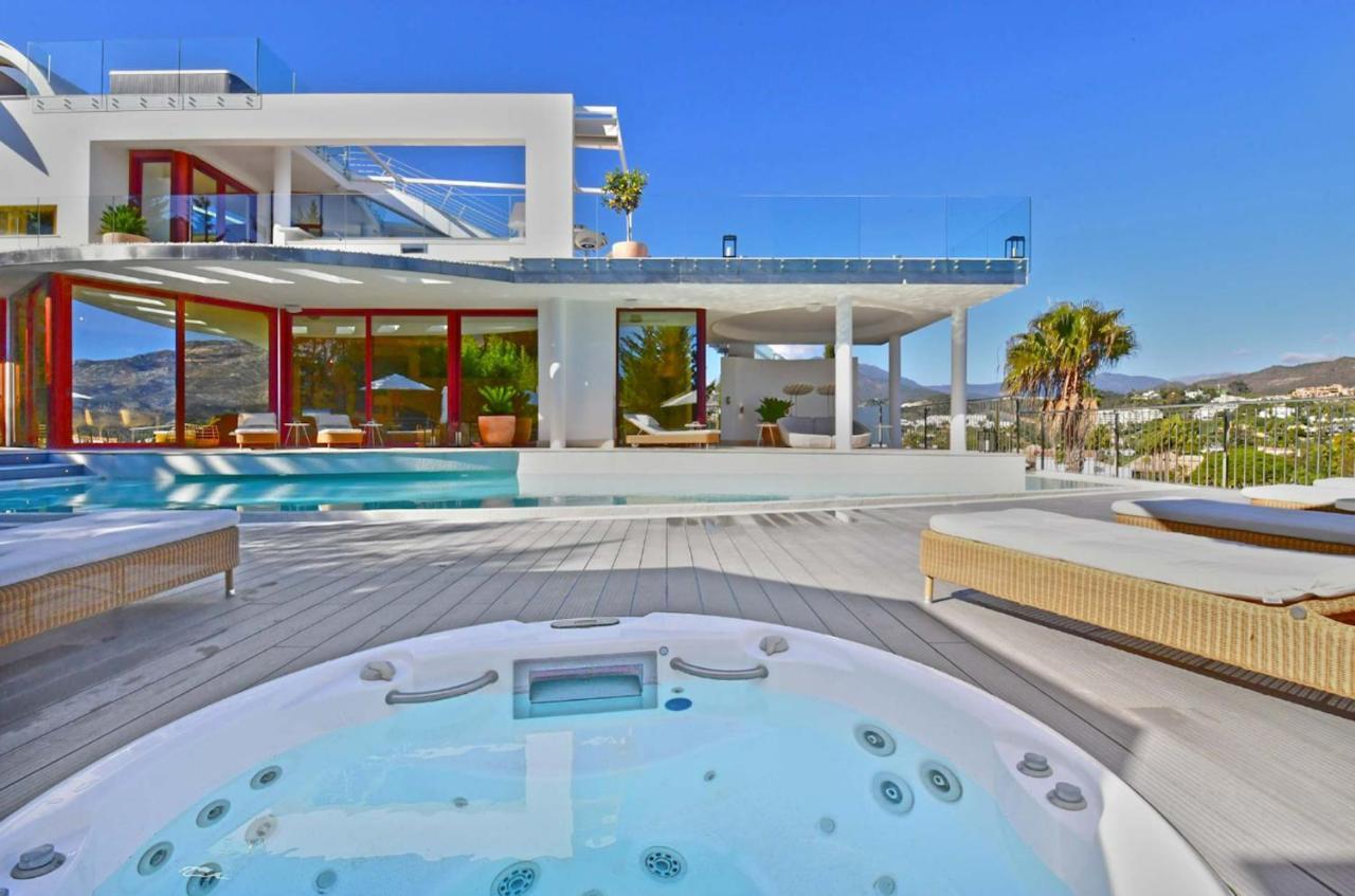 Villa 7 Bedrooms With Sea View Private Pool And Jacuzzi At 3 Km Away From The Beach *