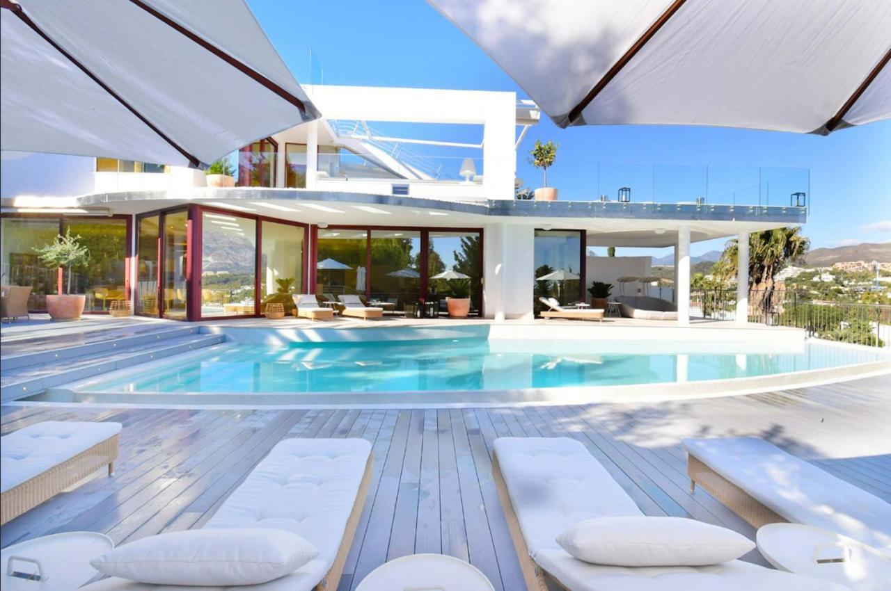 7 Bedrooms With Sea View Private Pool And Jacuzzi At 3 Km Away From The Beach